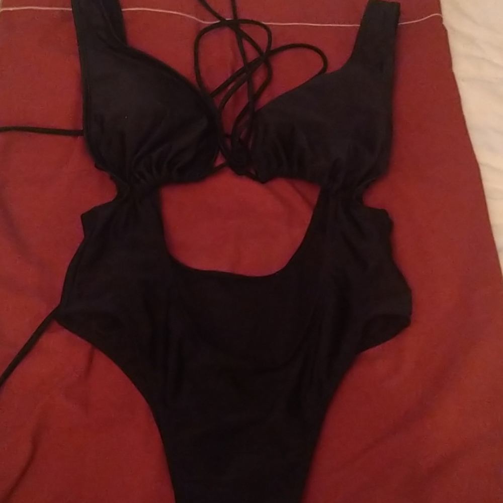 Swimming suit